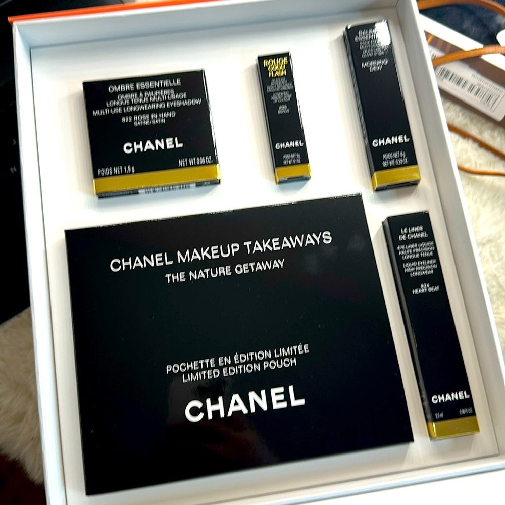 Chanel Makeup Set
